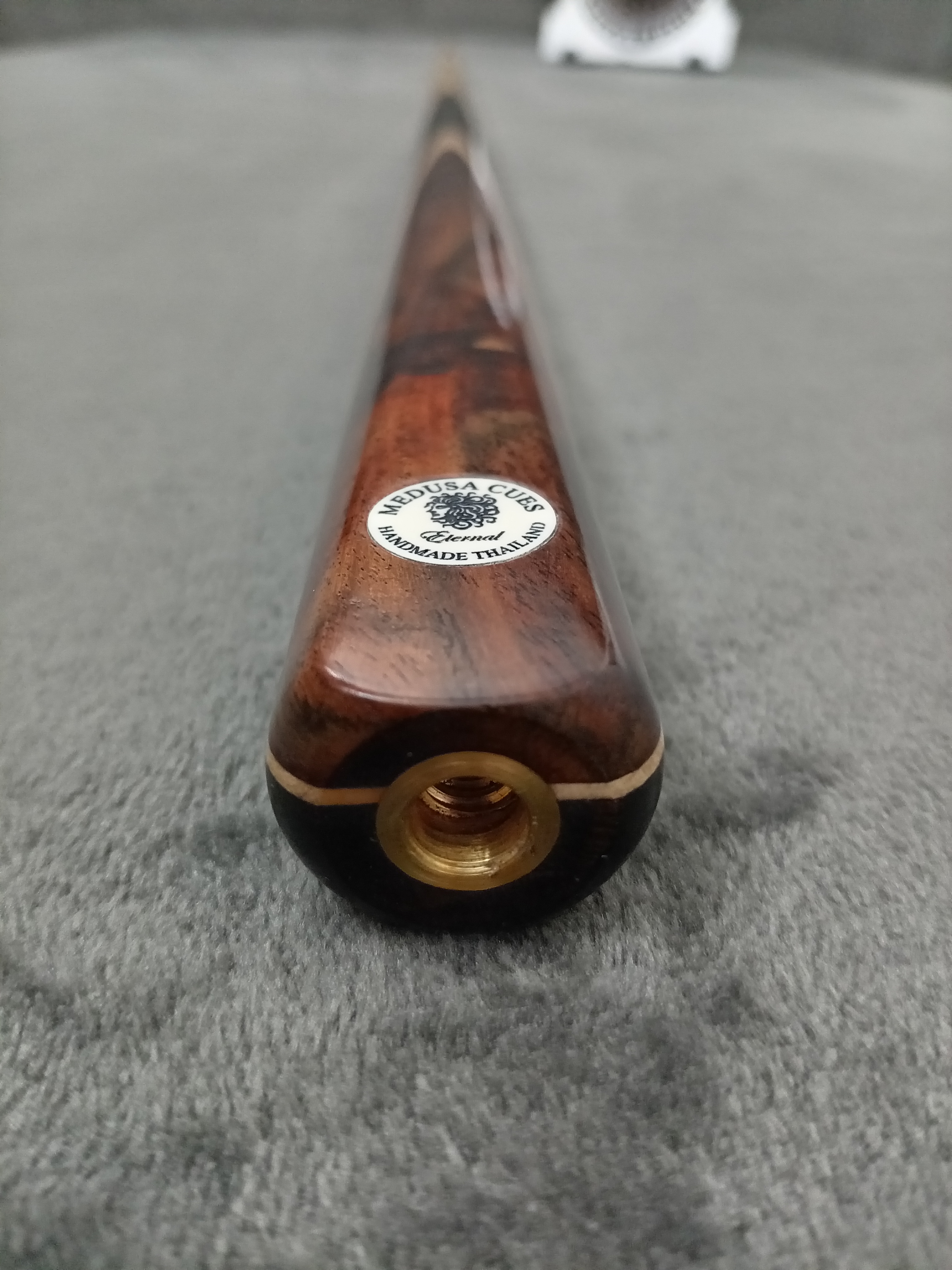 1 Piece Ash Cue