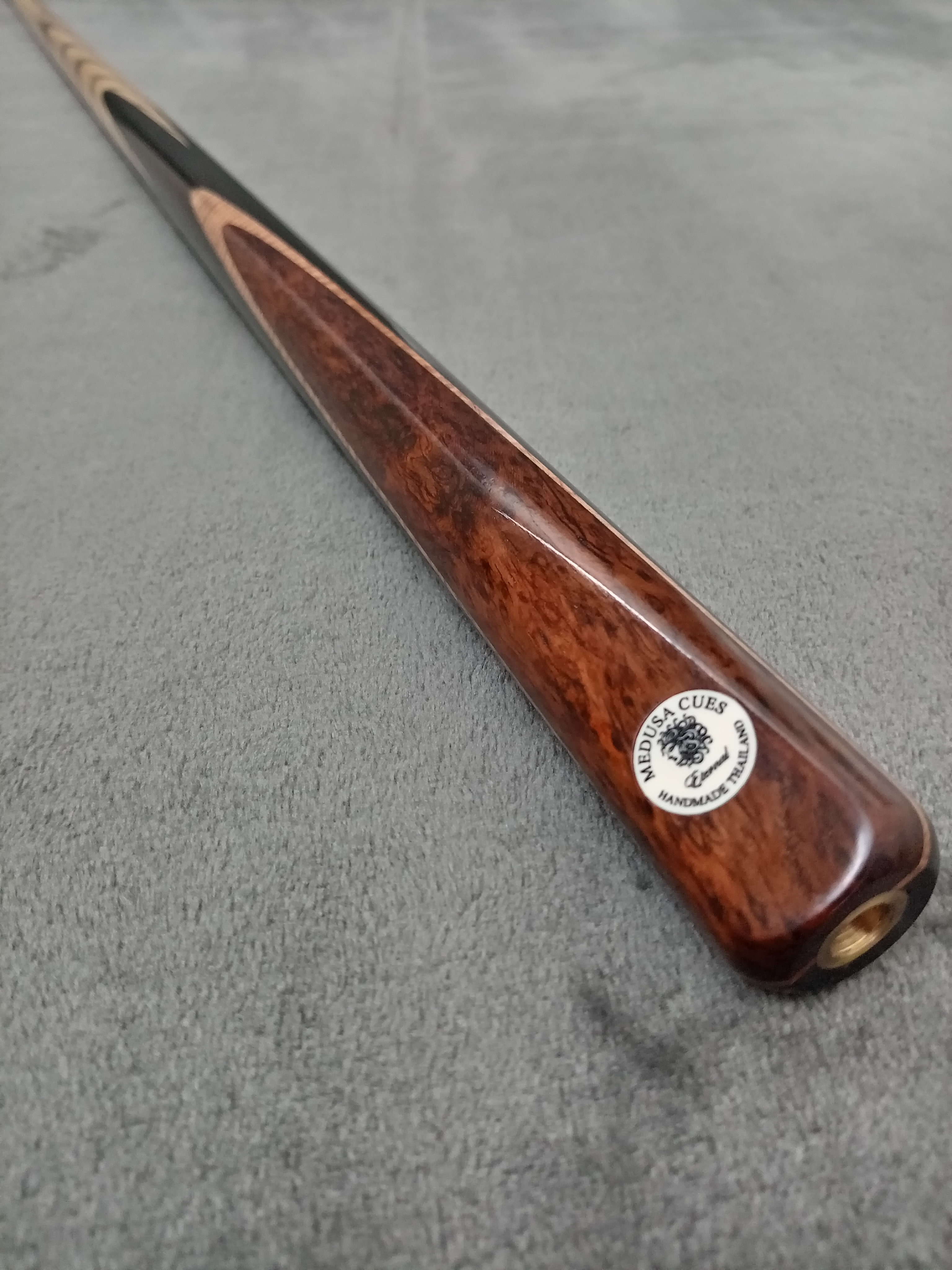 1 Piece Ash Cue