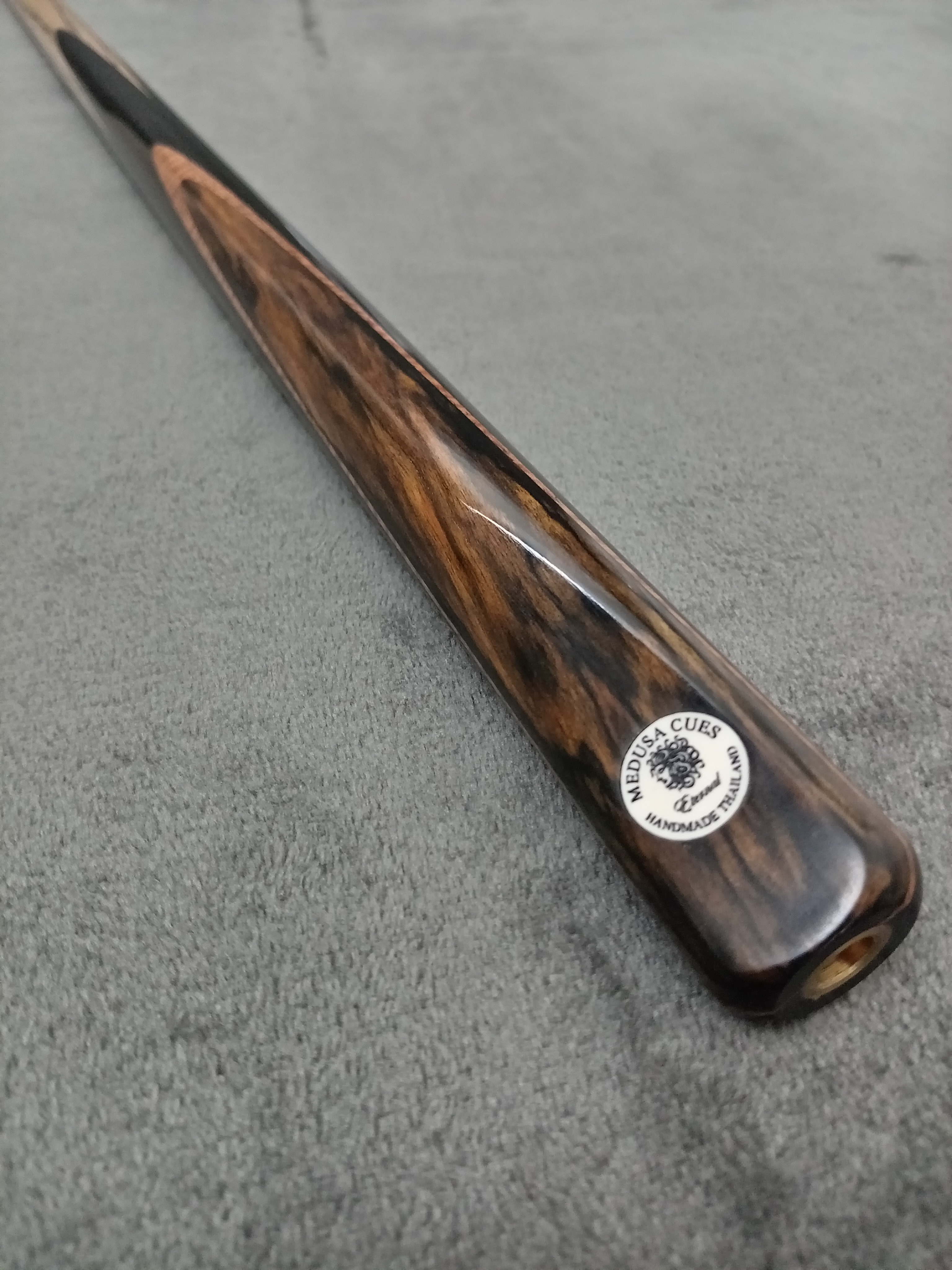 1 Piece Ash Cue