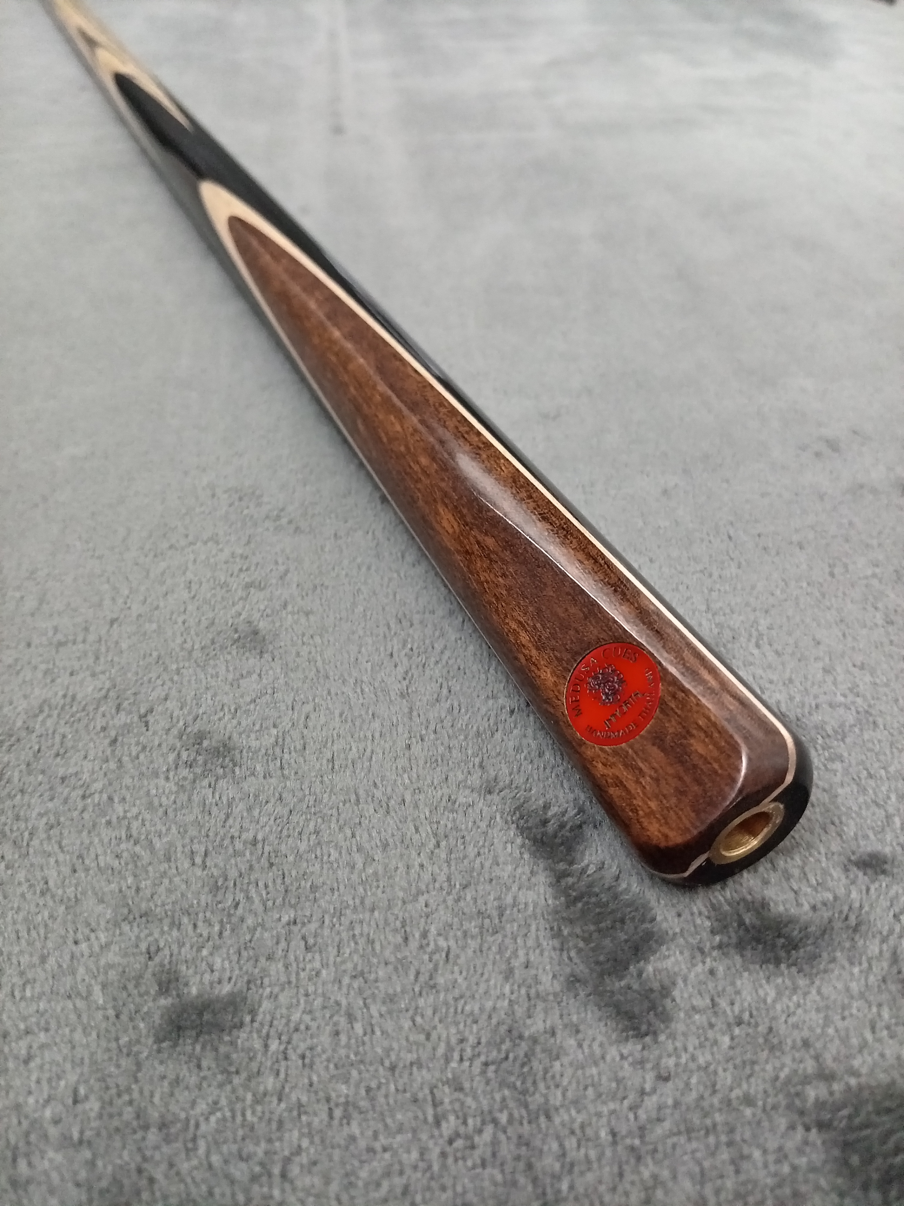 1 Piece Ash Cue