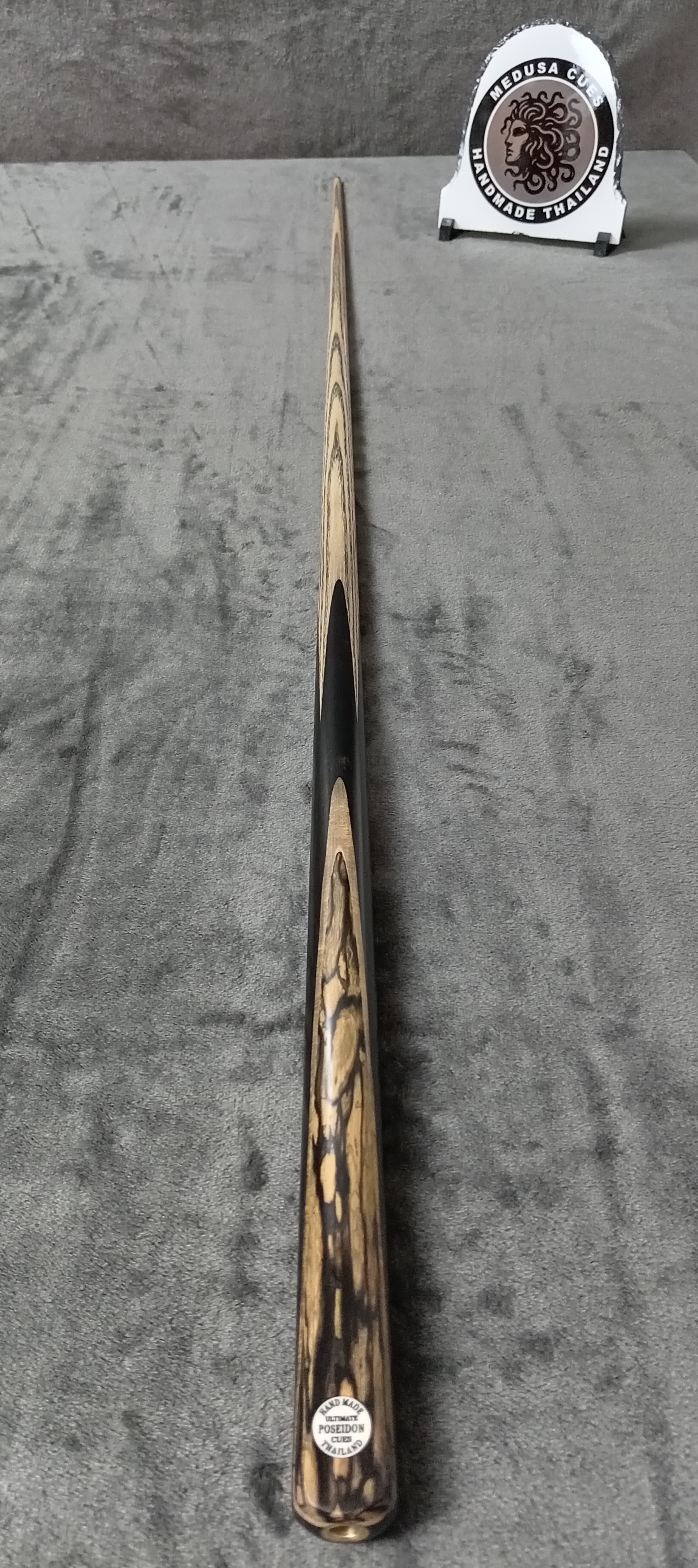 1 Piece Ash Cue