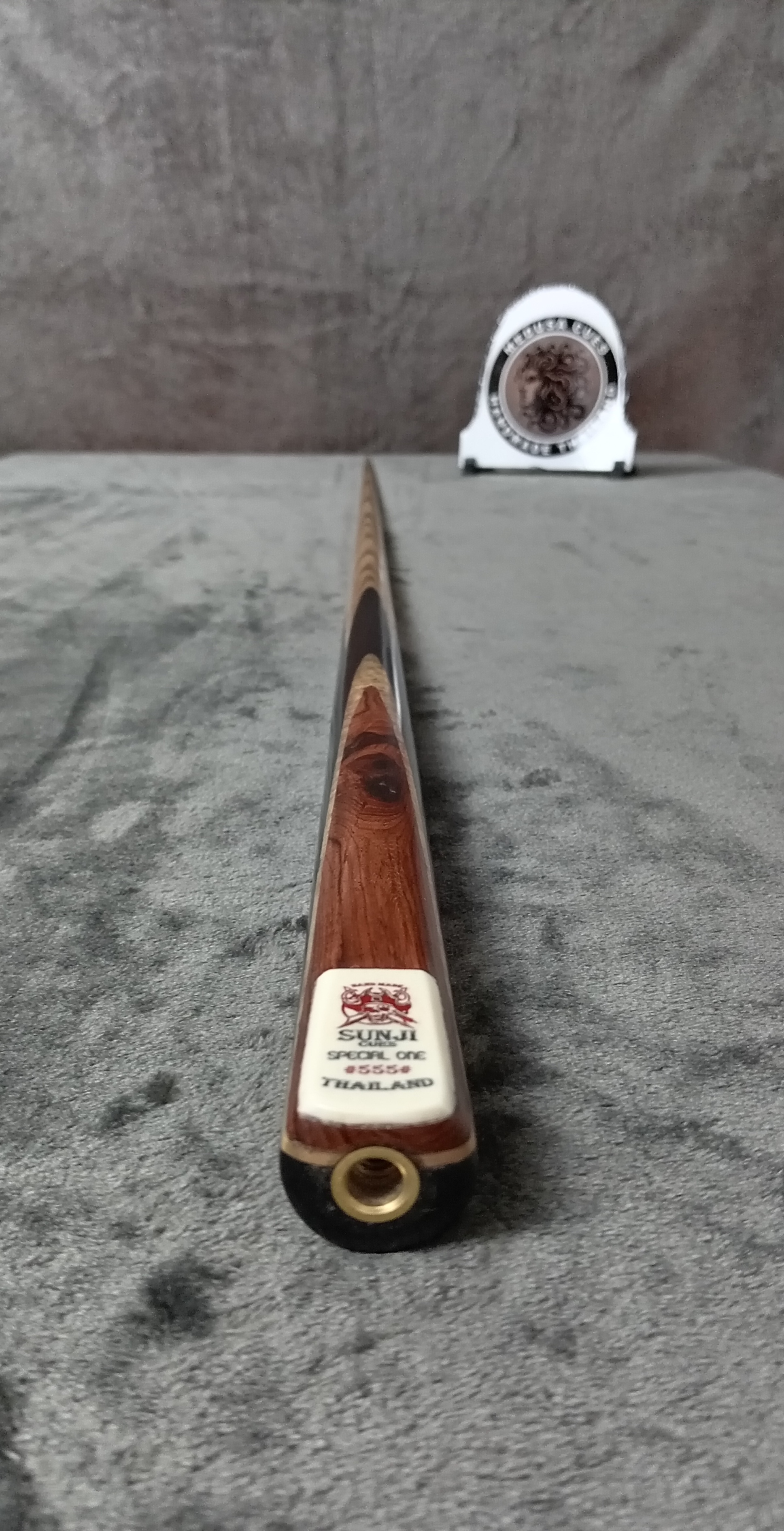 1 Piece Ash Cue