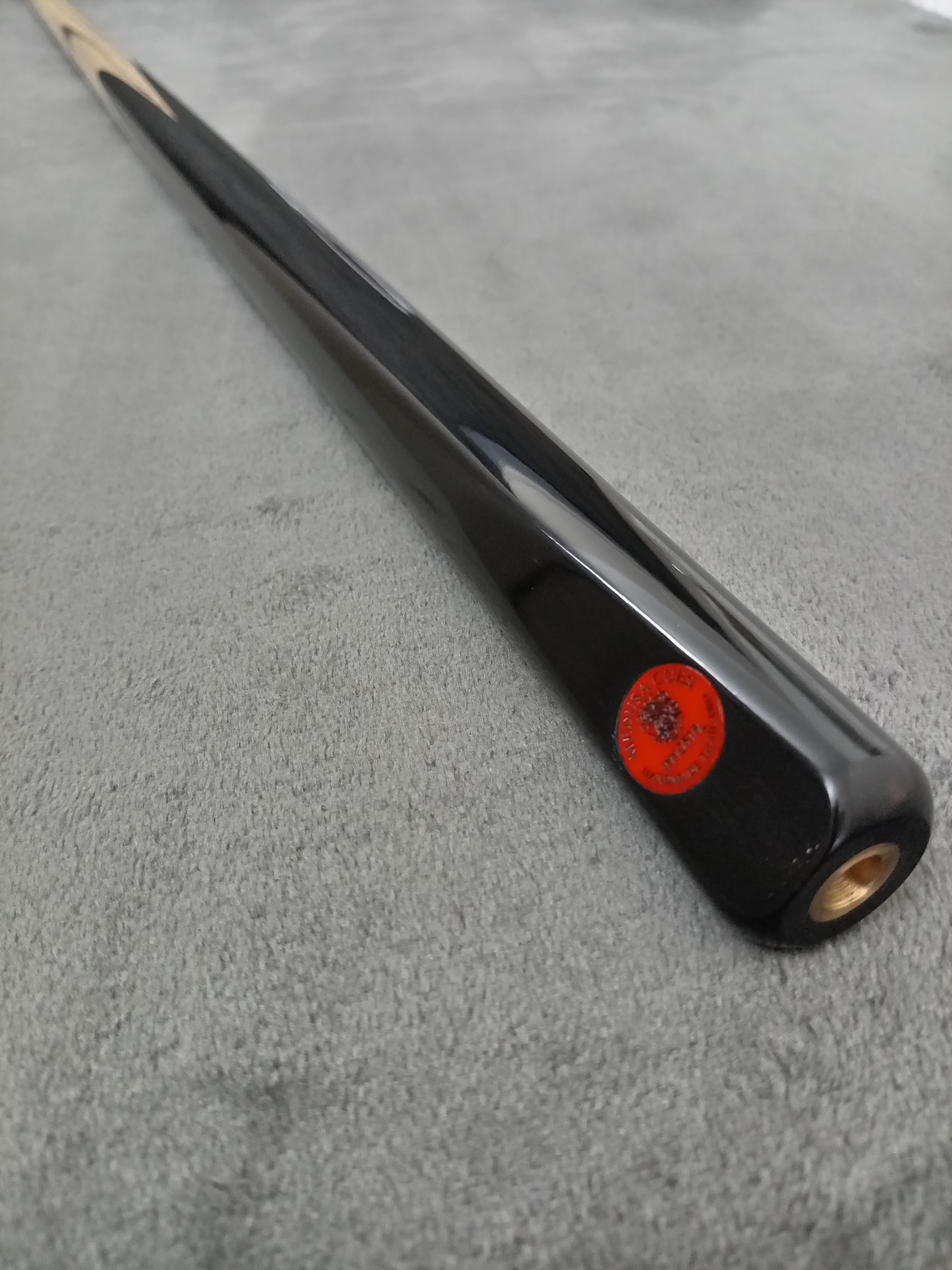 1 Piece Ash Cue