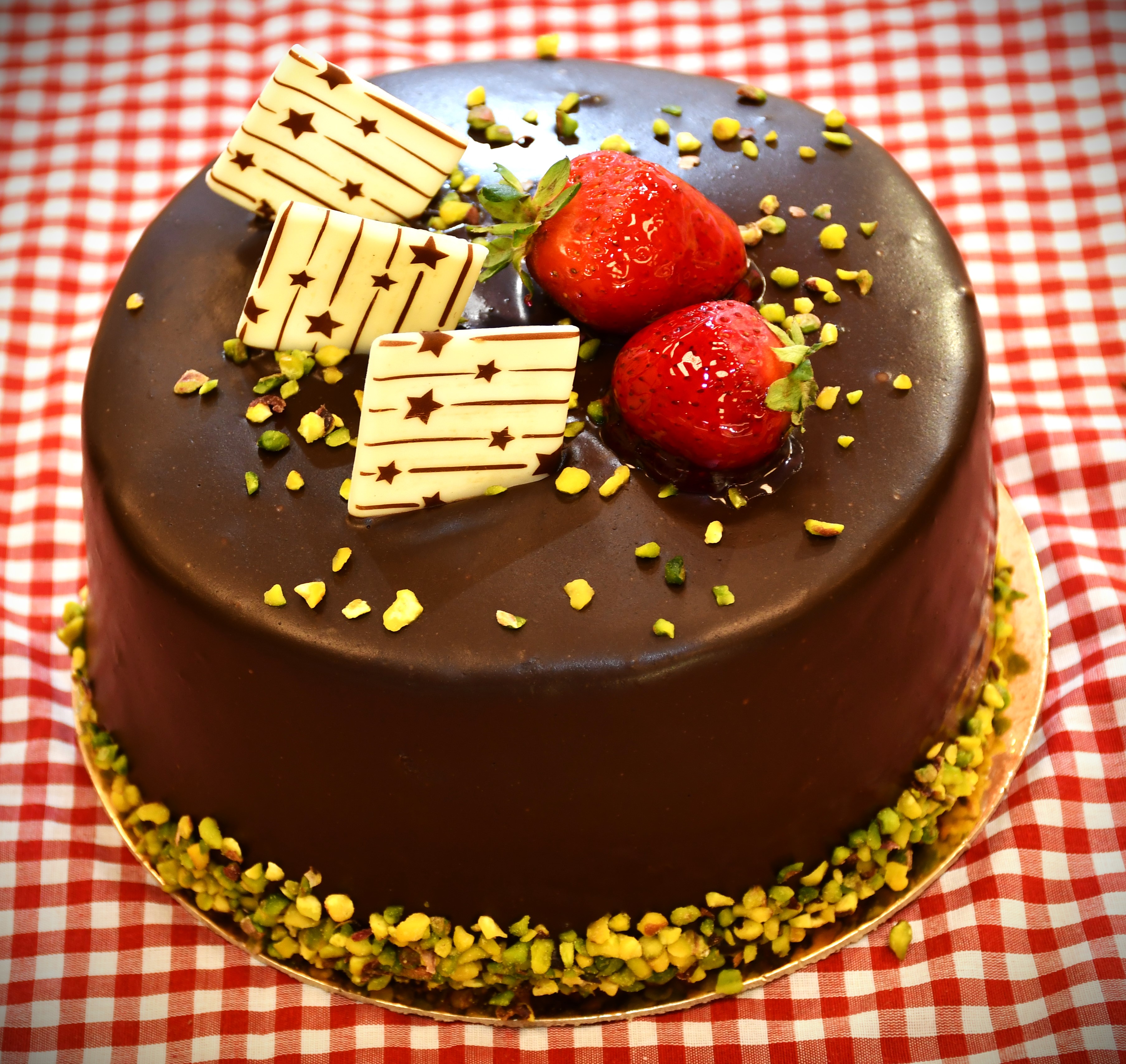 Chocolate pistachio cake