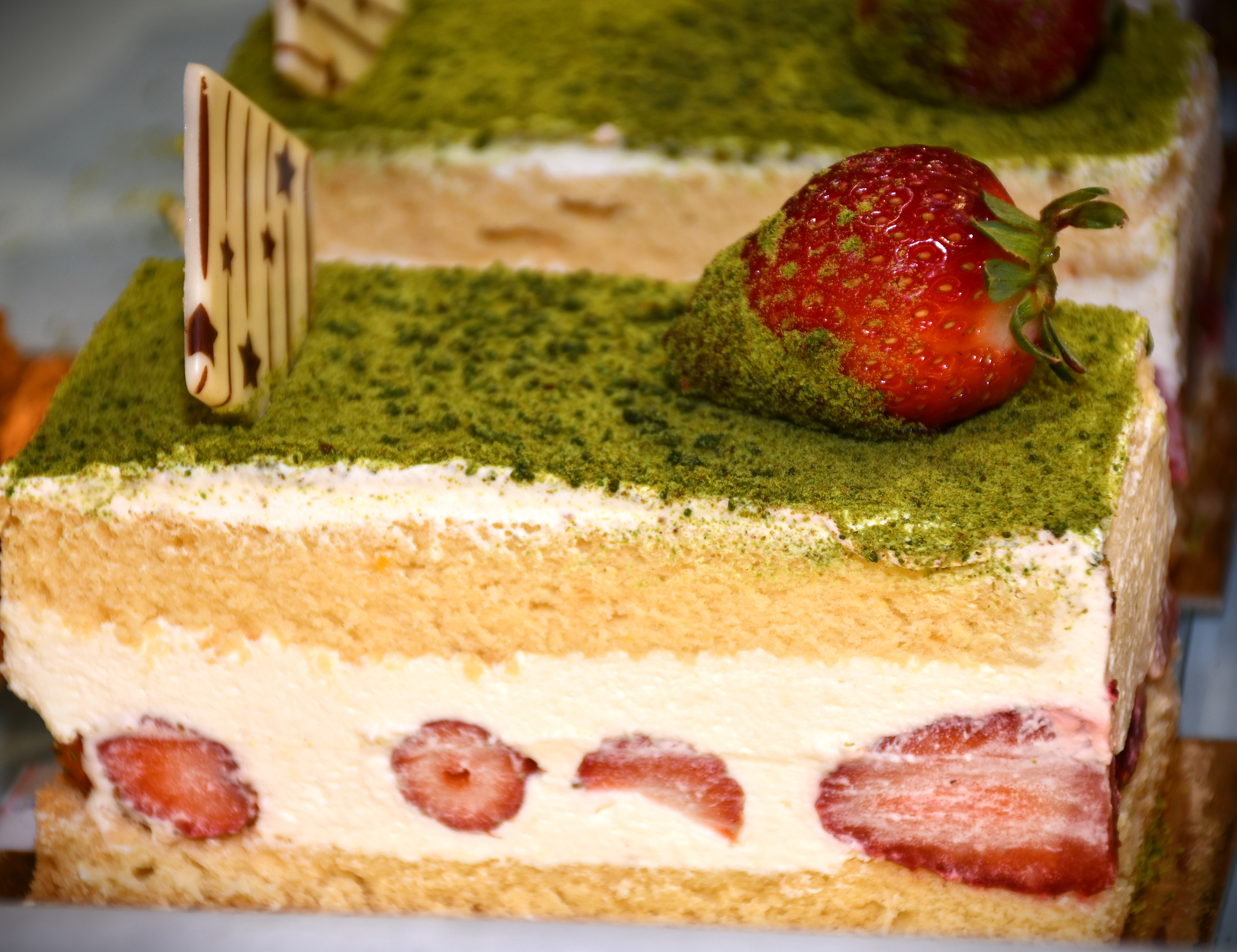 Strawberry Pistachio Cake