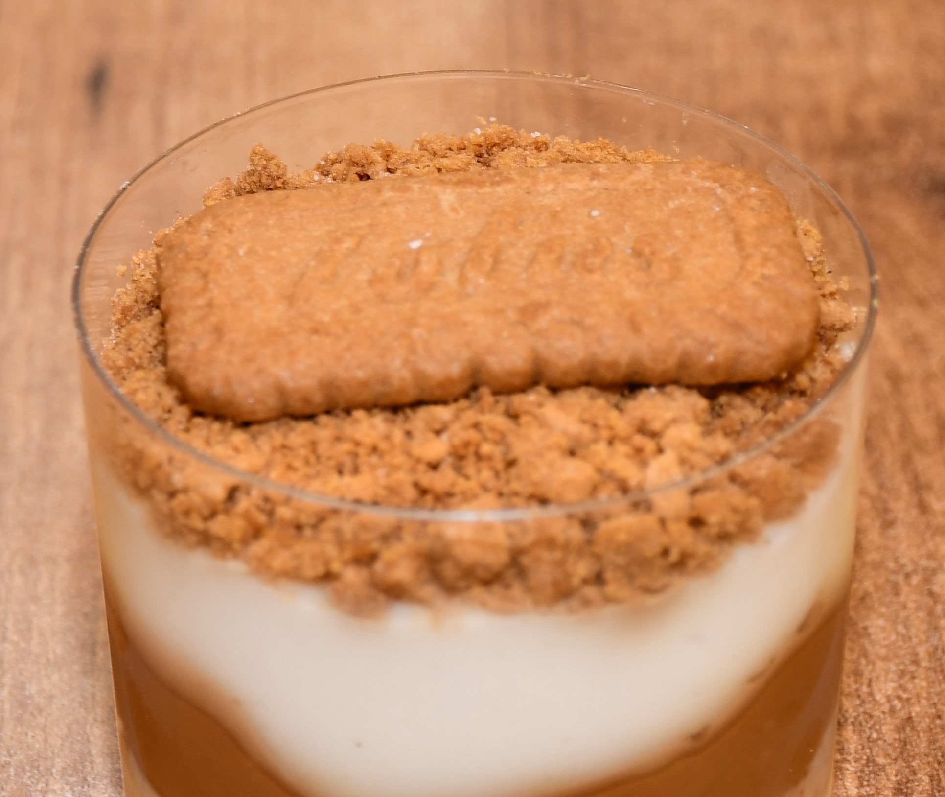 Magnolia with Lotus Biscuits