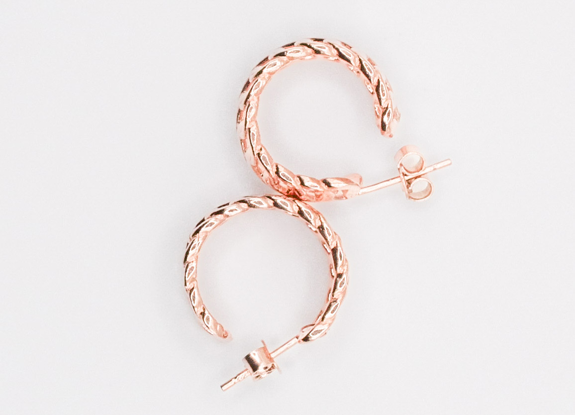 orecchini rosati a cerchio con catena in argento 925 