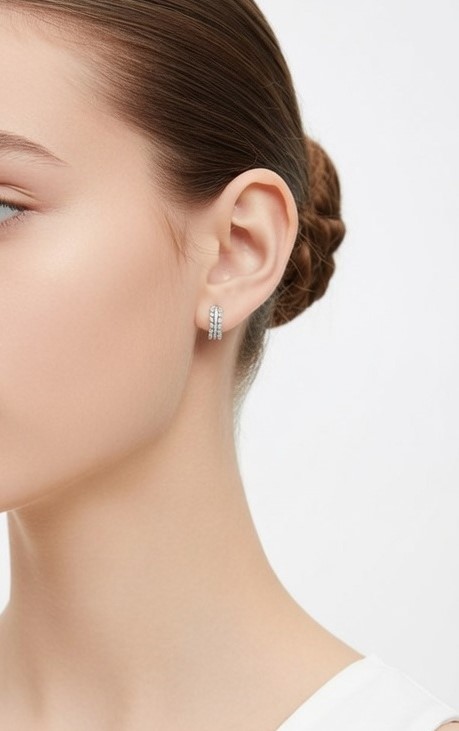 orecchini cerchio alloro in argento rodiato 925 e zirconi