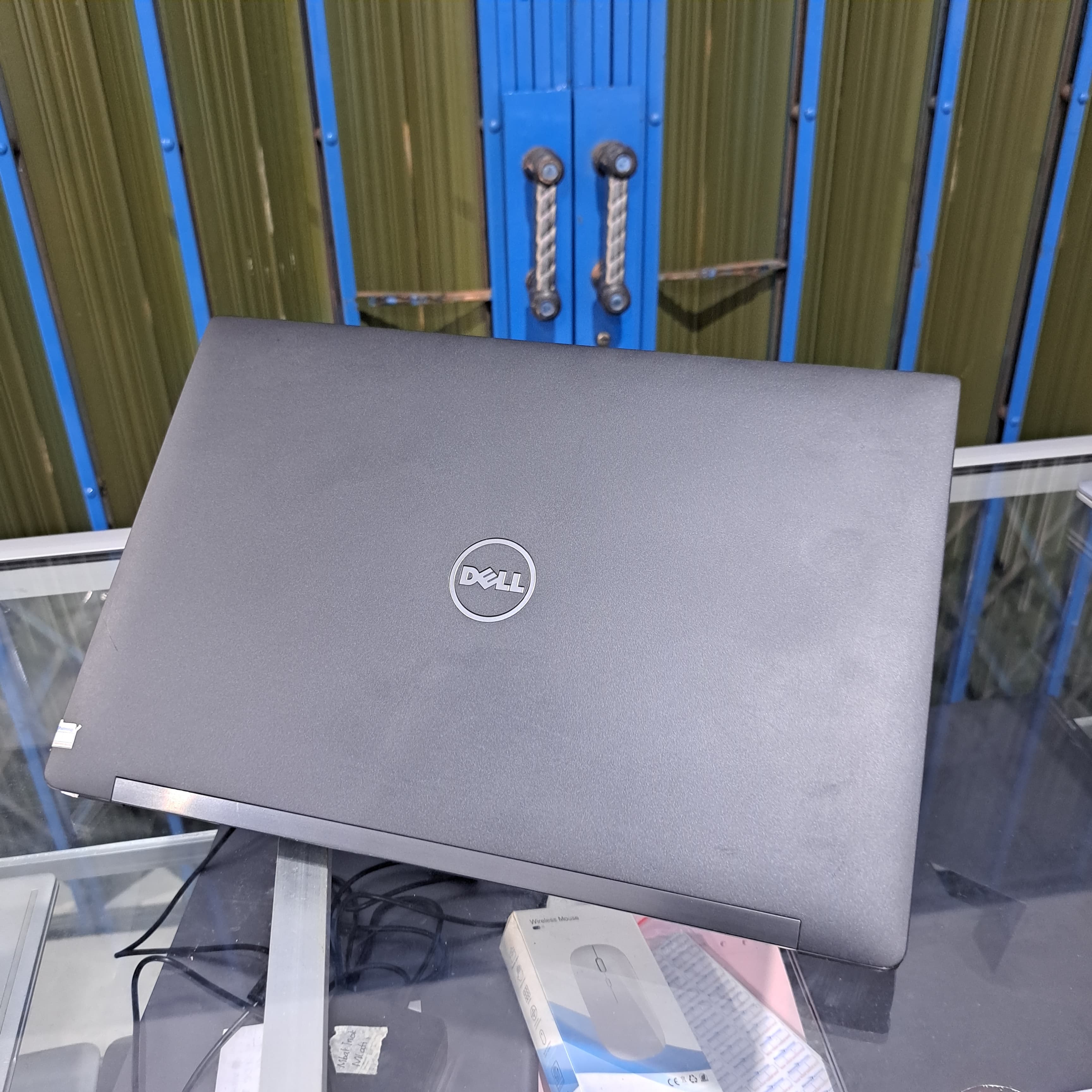 Dell 7480  Core i5 gen 6  Ram 8gb  SSD 256Gb    Windows 11  Office 2021
