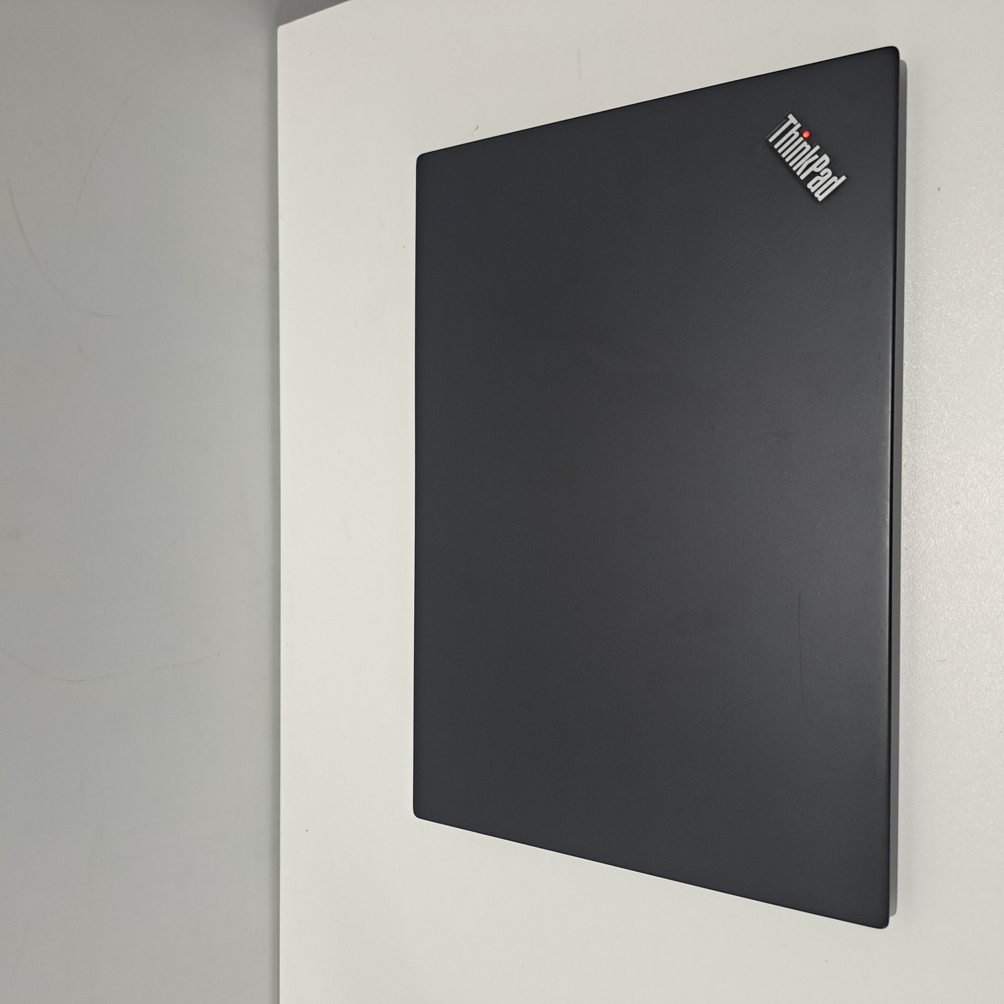 Lenovo Thinkpad T495s Ryzen 5 Pro 3500u Ram 16Gb SSD 256Gb Windows 11