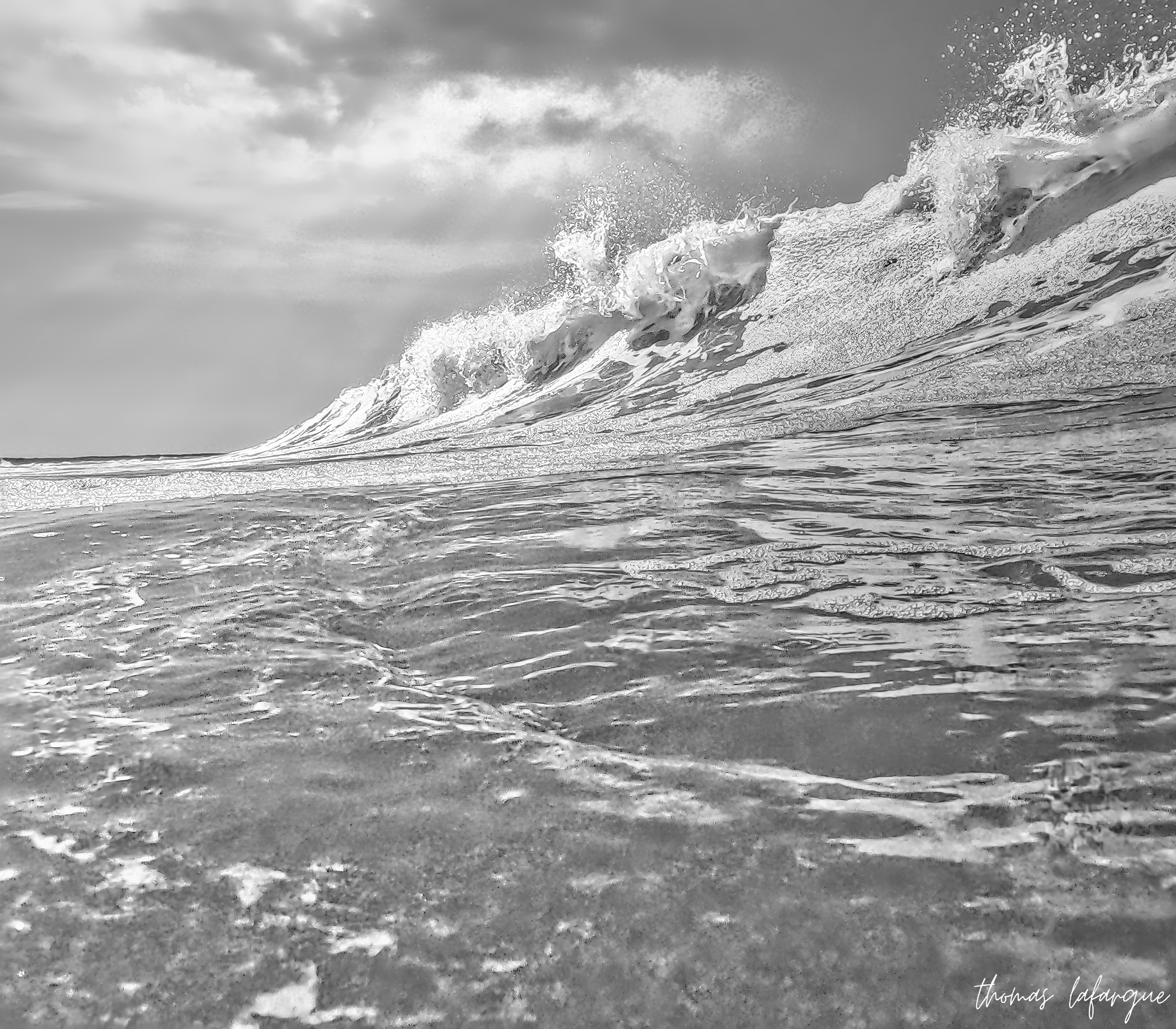 Photo artistique de vague noir et blanc