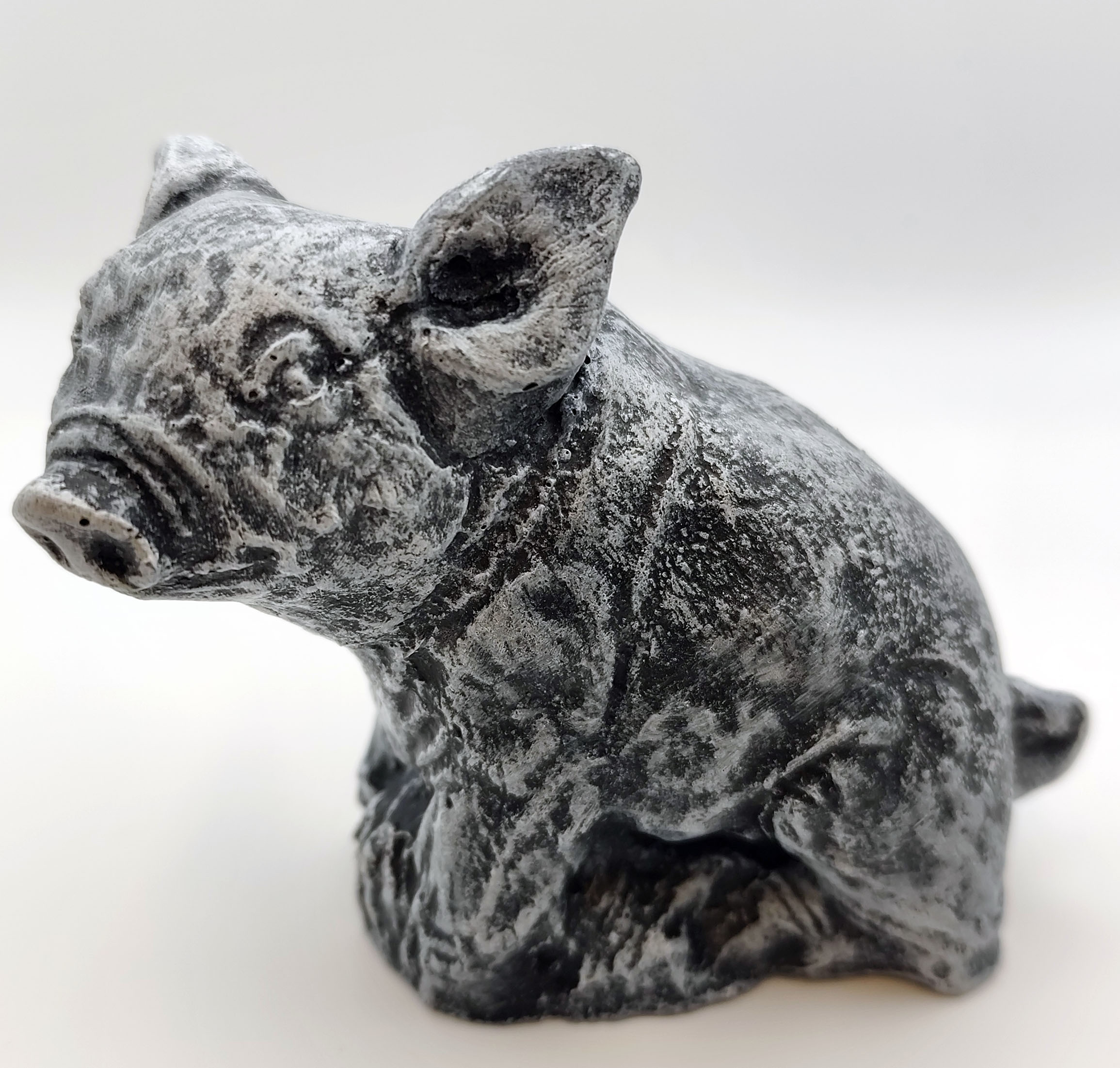 Betoonist väike siga