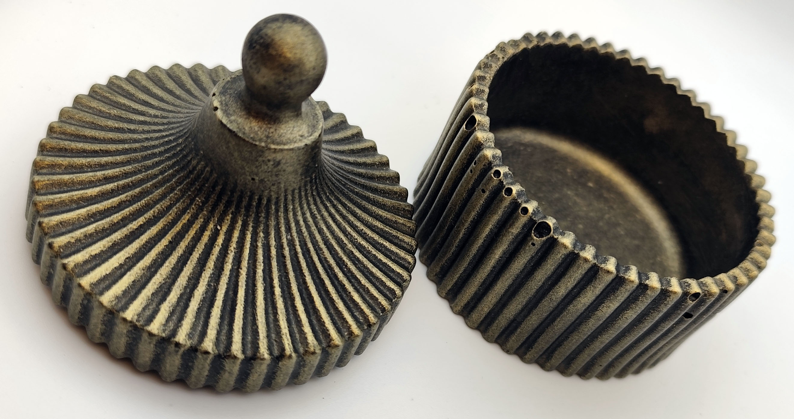 Betoonist väike karp