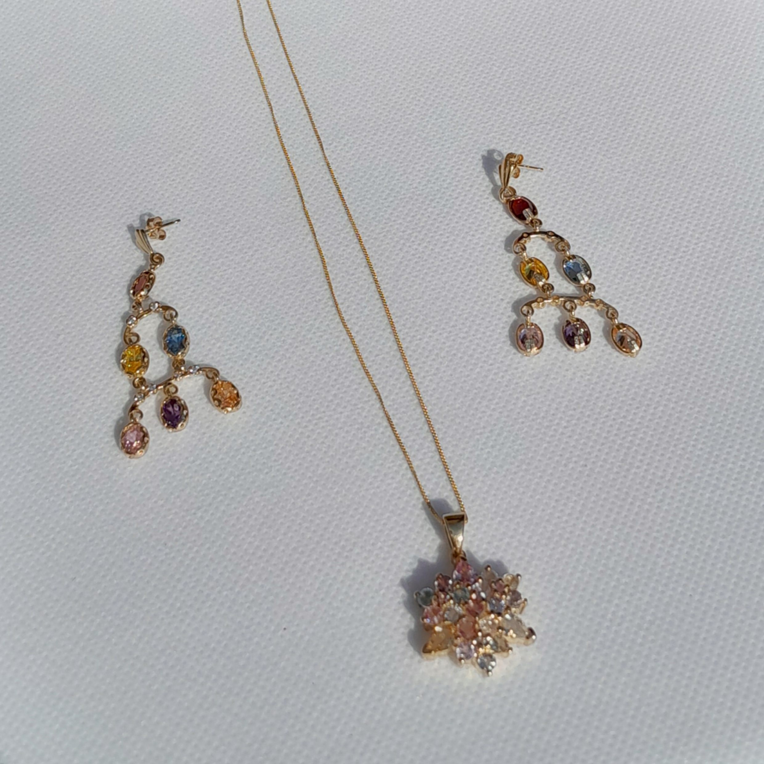 *SOLD* Women's 9ct multi-coloured elegant Necklace & Earrings jewellery set 10g