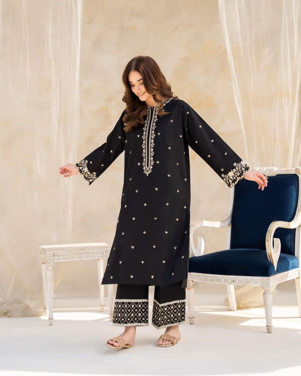 Black embroidery 2pc 