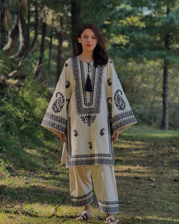White bloom embroidery 2pc |Tyba Clothing 