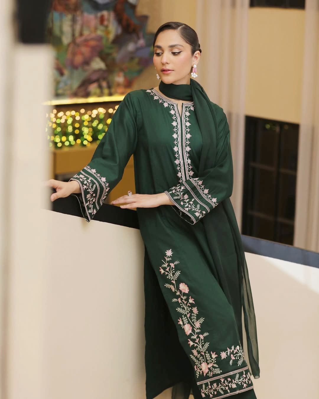 Adaab Emb Stiched 2pc - Tyba Clothing 