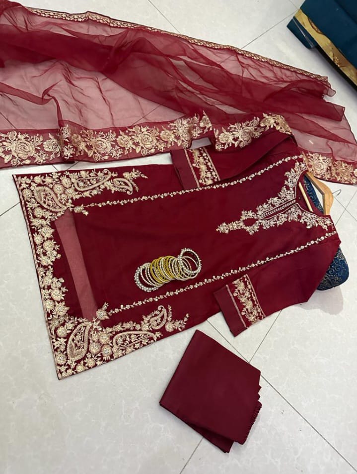 Fancy handmade embroidery 3pc - Tyba Clothing 