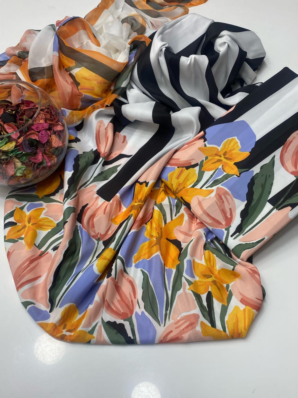 Hania unstiched 3pc - Tyba Clothing 