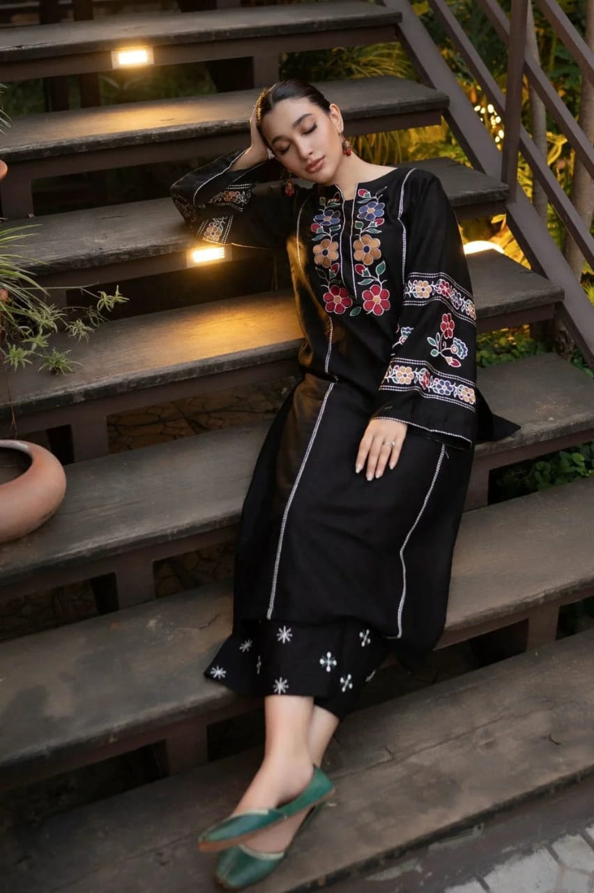 Black multi 