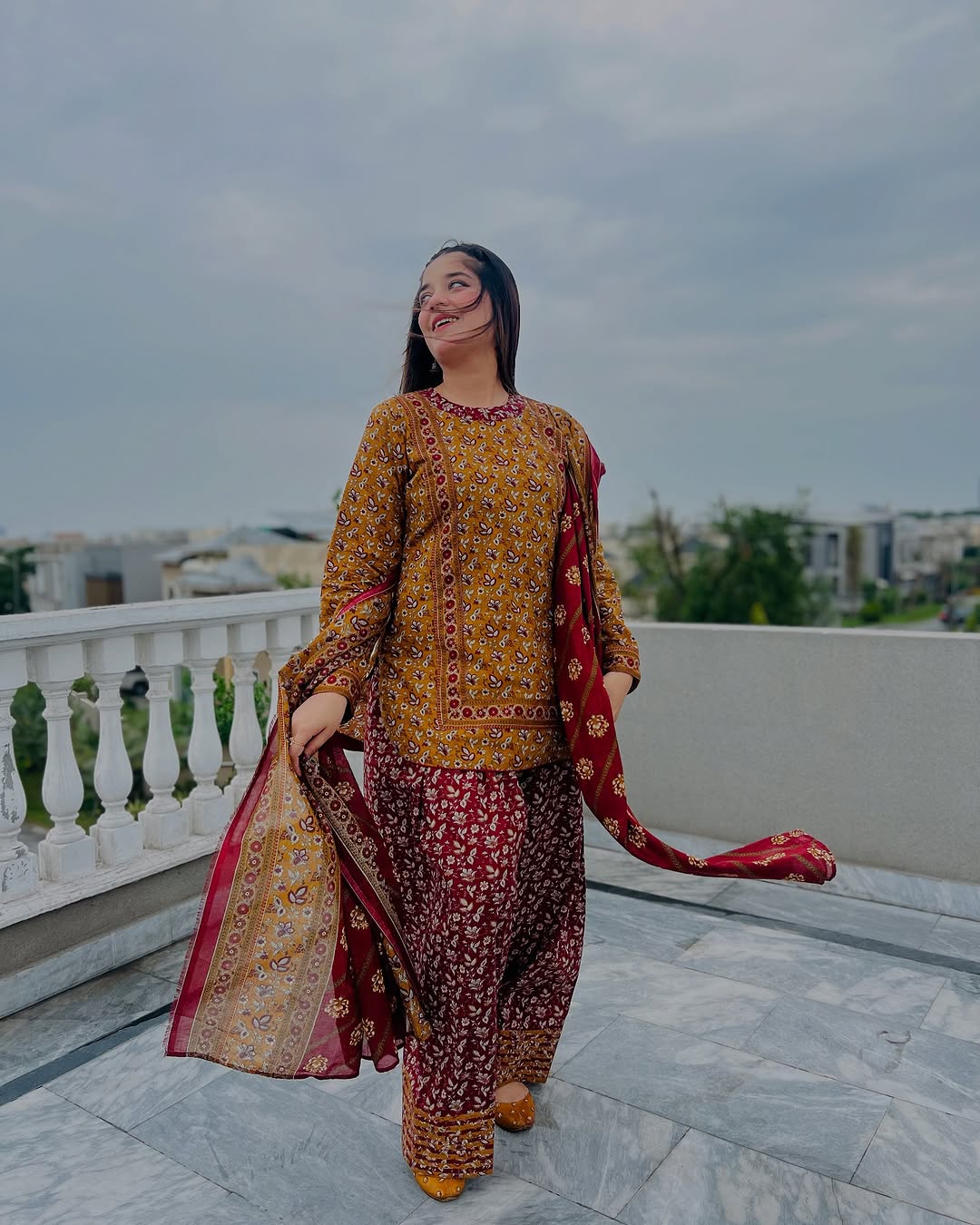 Farshi Shalwar 3pc - Lawn collection 