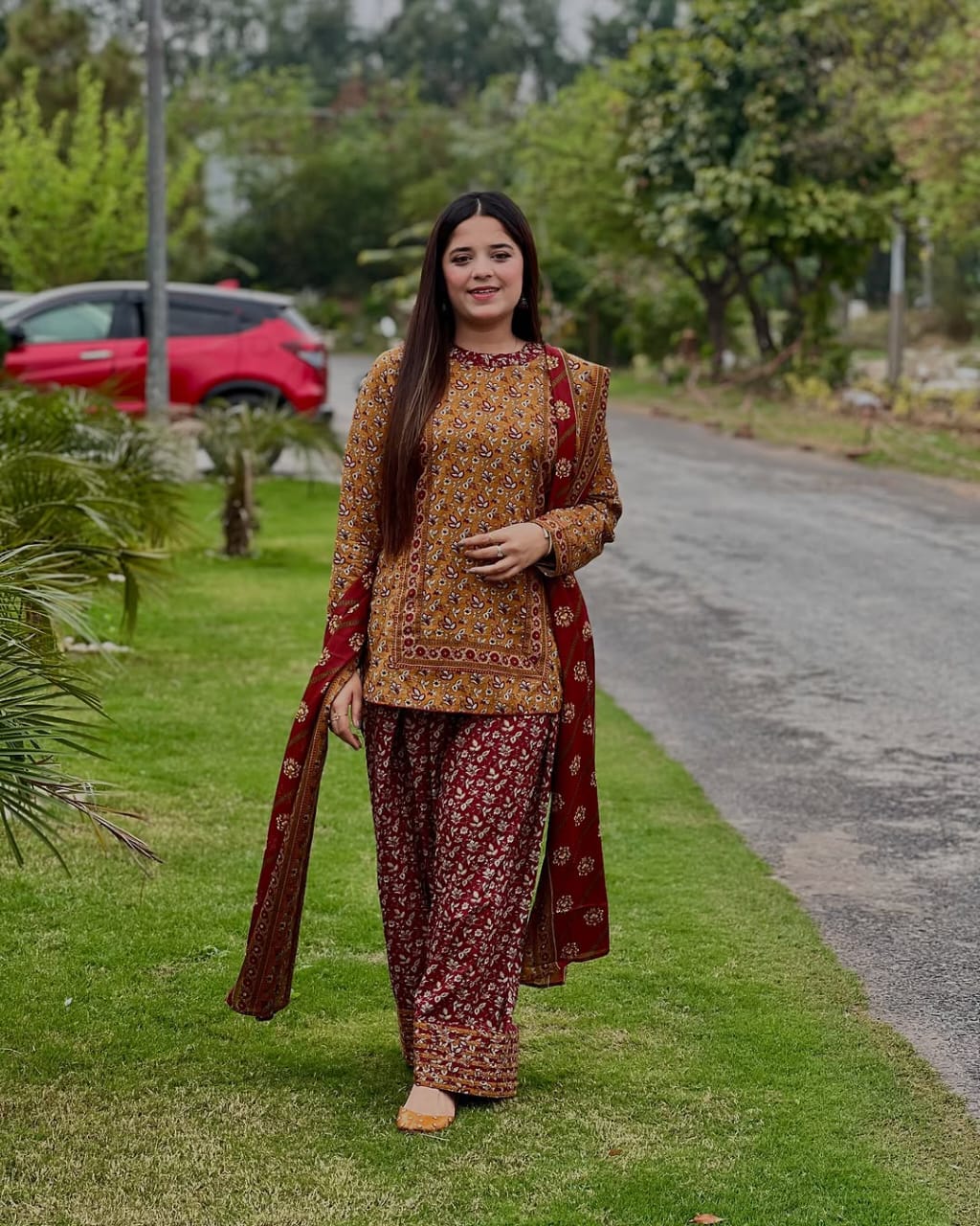 Farshi Shalwar 3pc - Lawn collection 