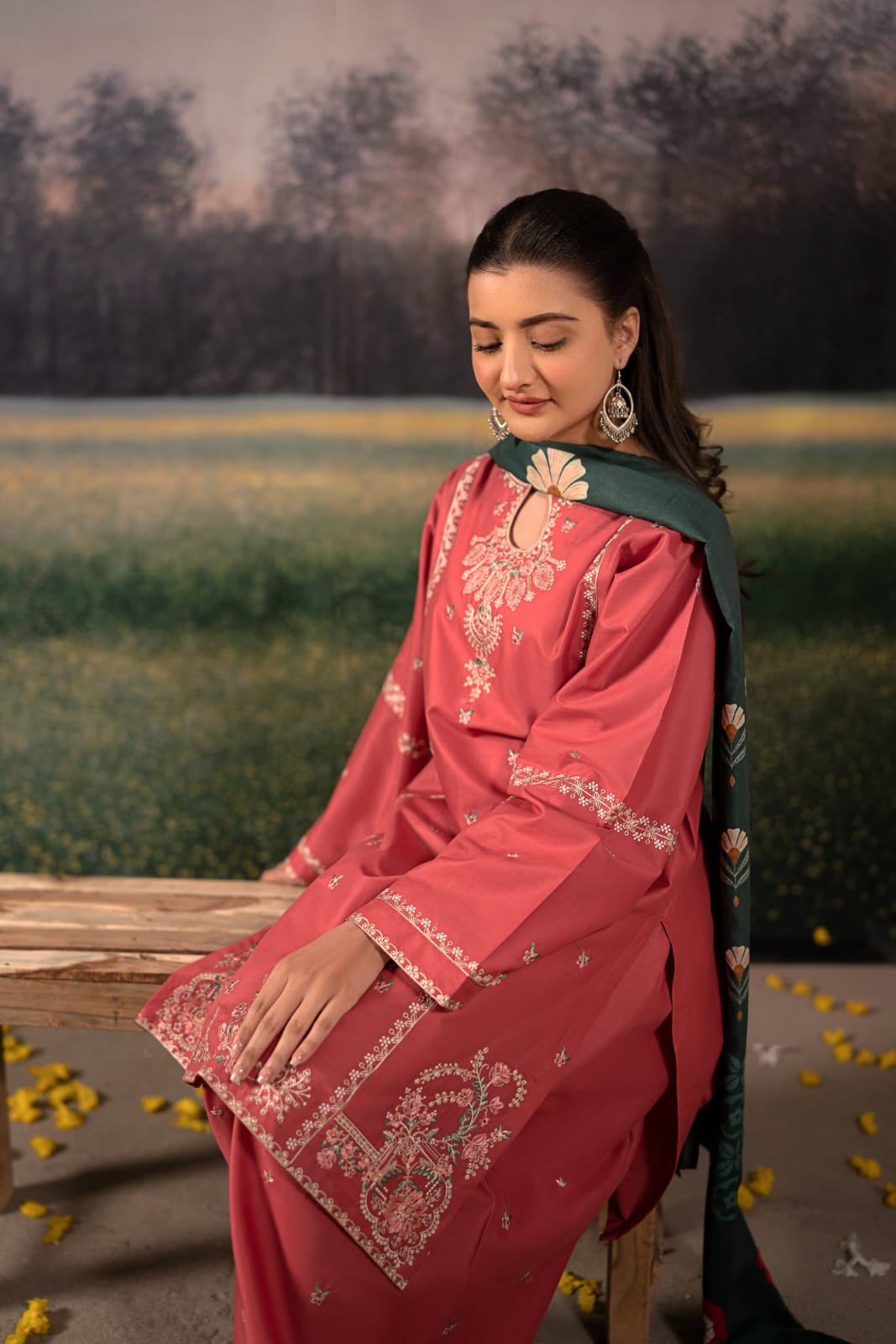 JANNAT EMBROIDERY 2PC (FARSHI)- Lawn Collection