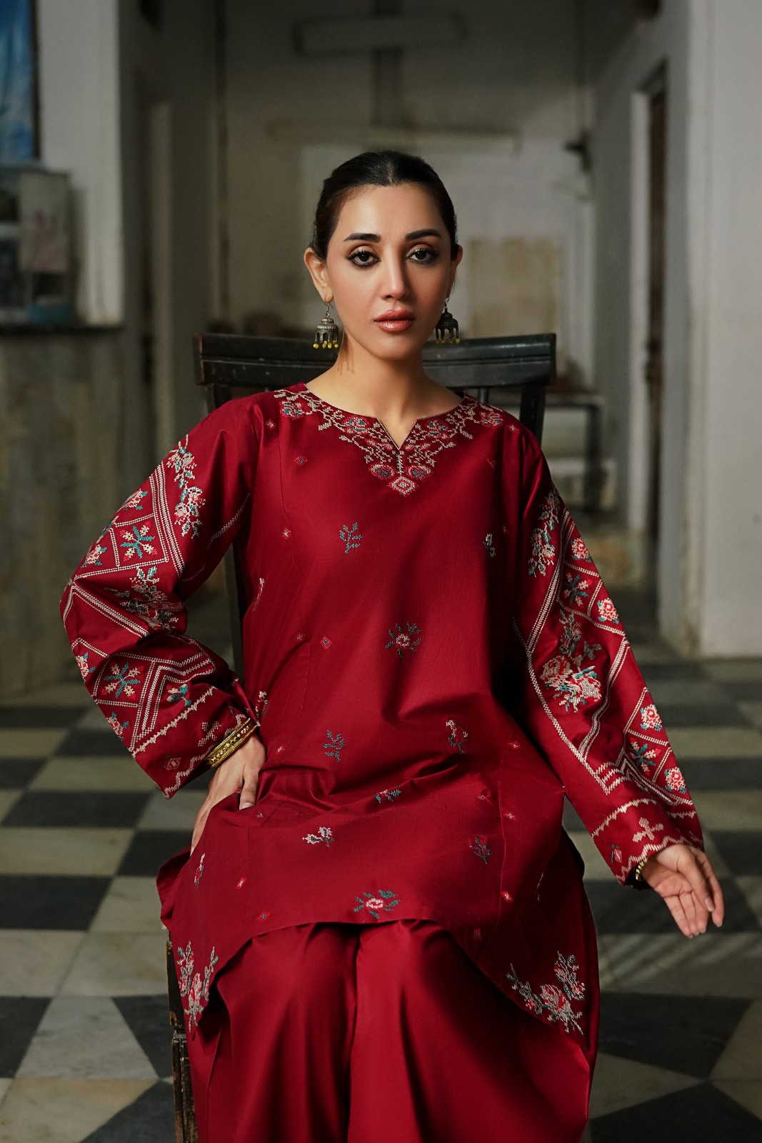 DUA EMBROIDERY 2PC (FARSHI)