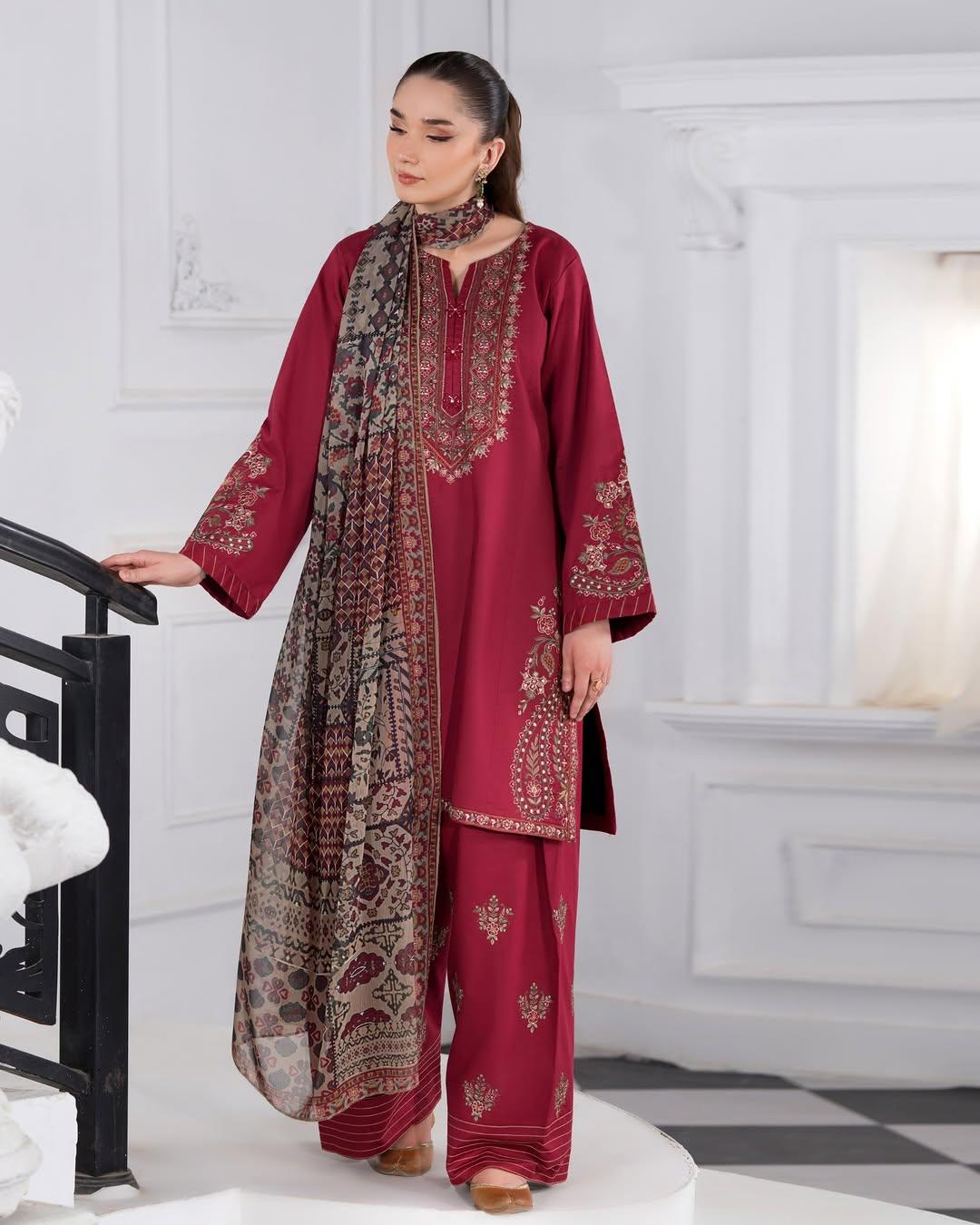Abira | Embroidered stiched 3pc
