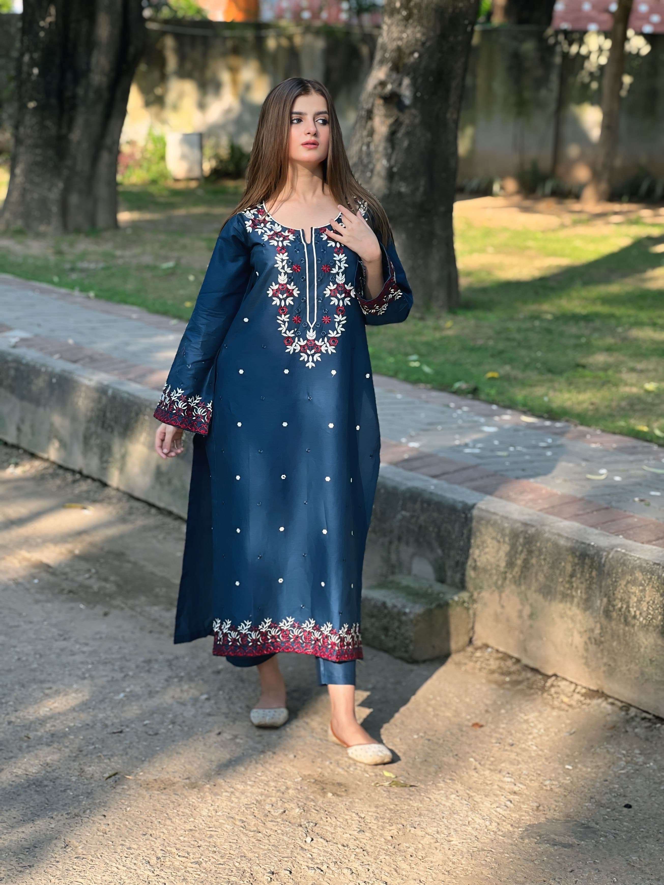 Heer Embroidery 2pc