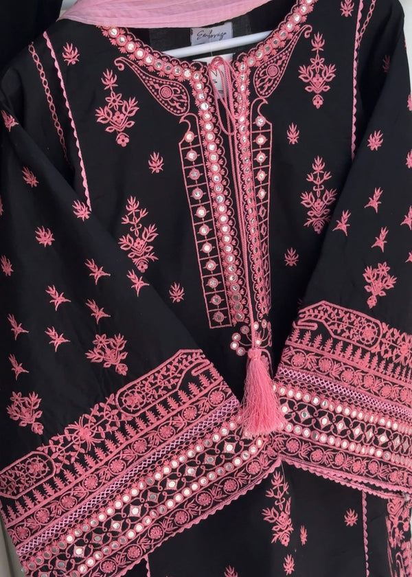 Ajal embroidery 2pc
