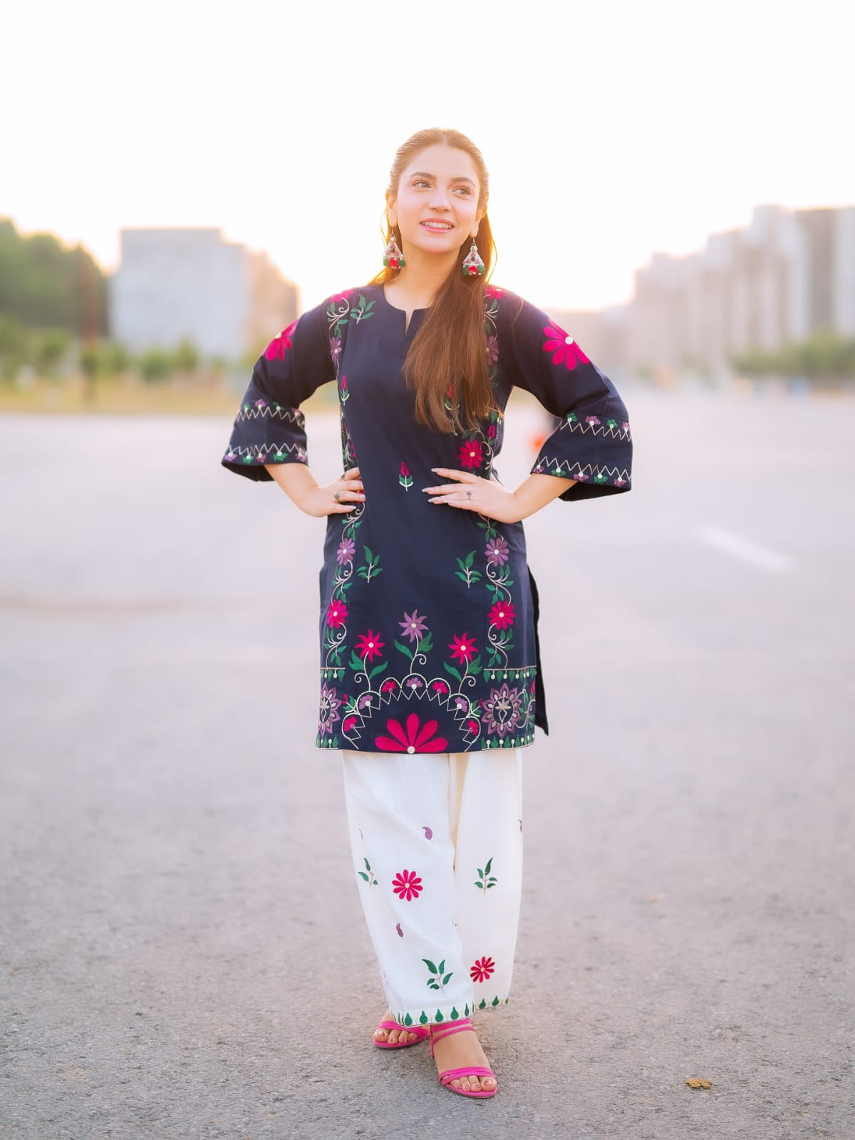 Dananeer Embroidered 2pc