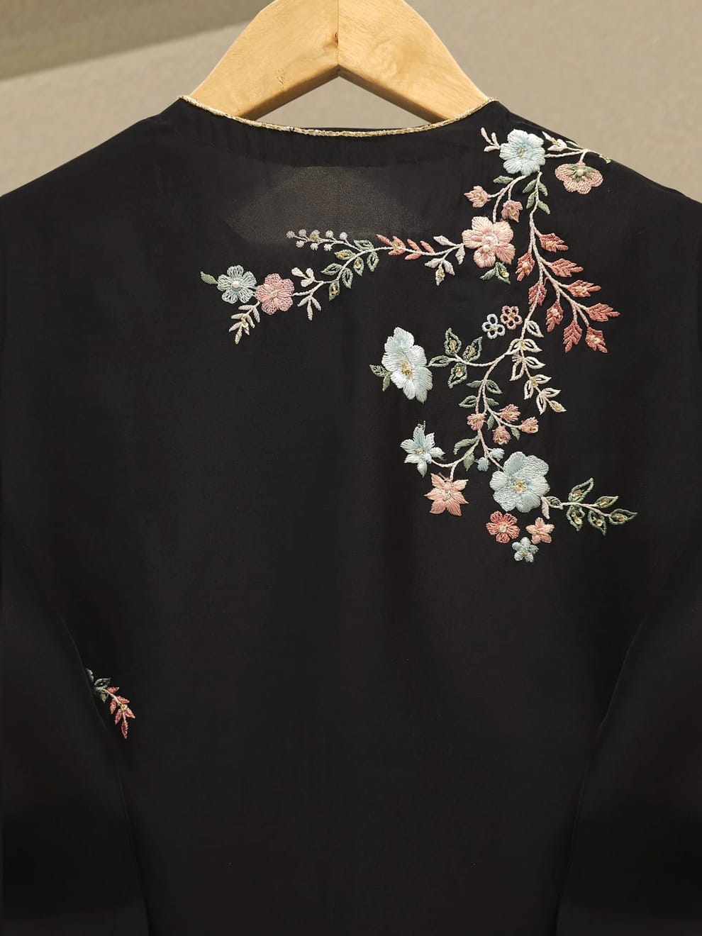 Noor Embroidered 3pc 
