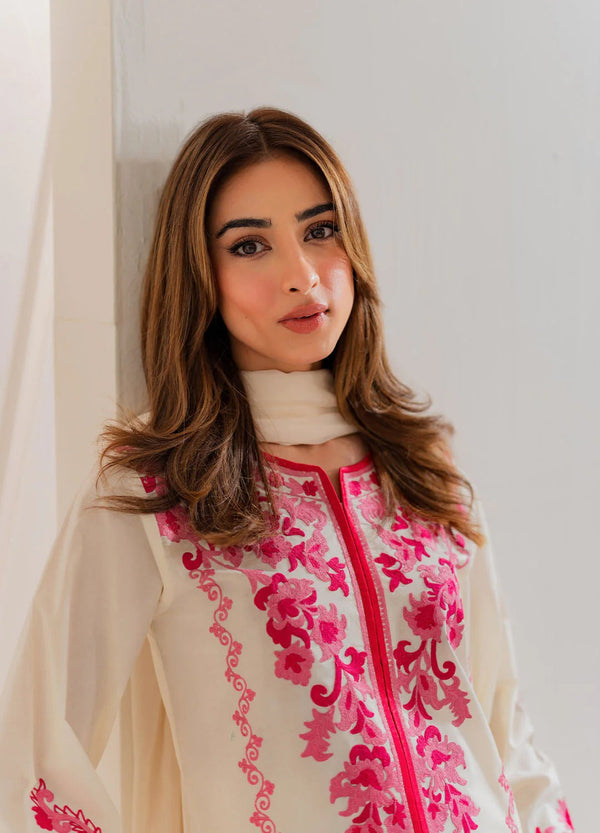 Roya Embroidered 3pc
