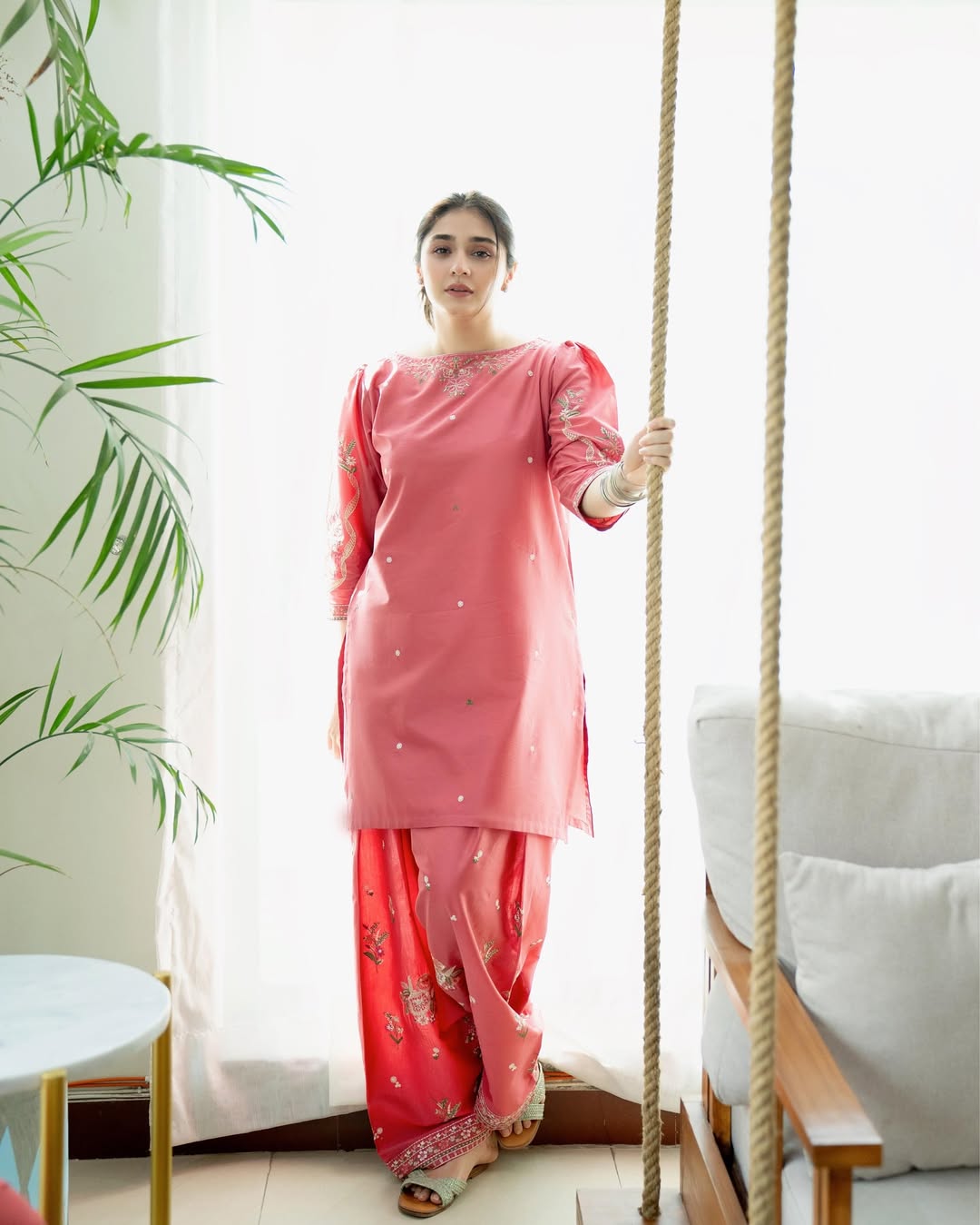 MEHAK EMBROIDERY 2PC (FARSHI)*