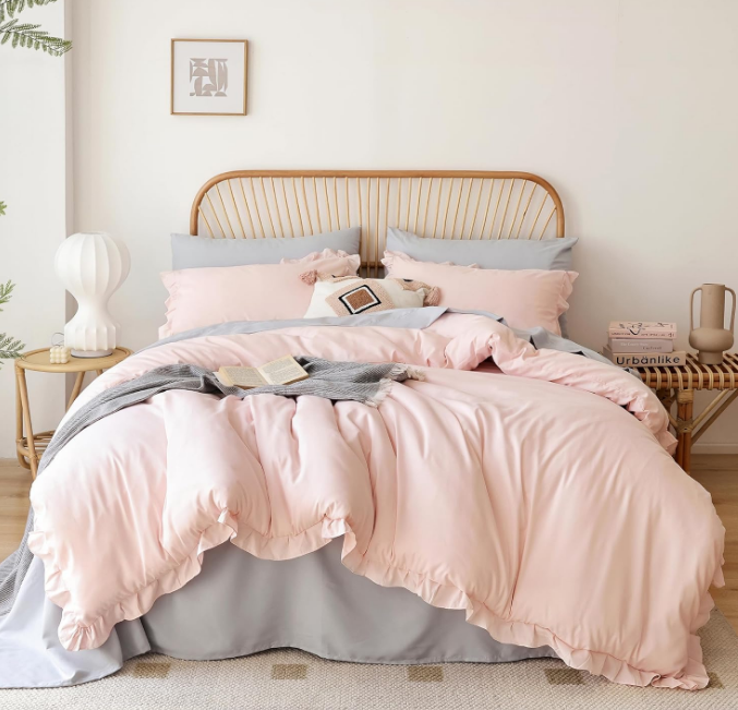 Pink Blush Comforter Set Queen Comforter Set 3PCS (1 Ruffled Blush Comforter and 2 Pillowcases) Vintage Shabby Chic Bedding Soft Fluffy Comforter Set All Season