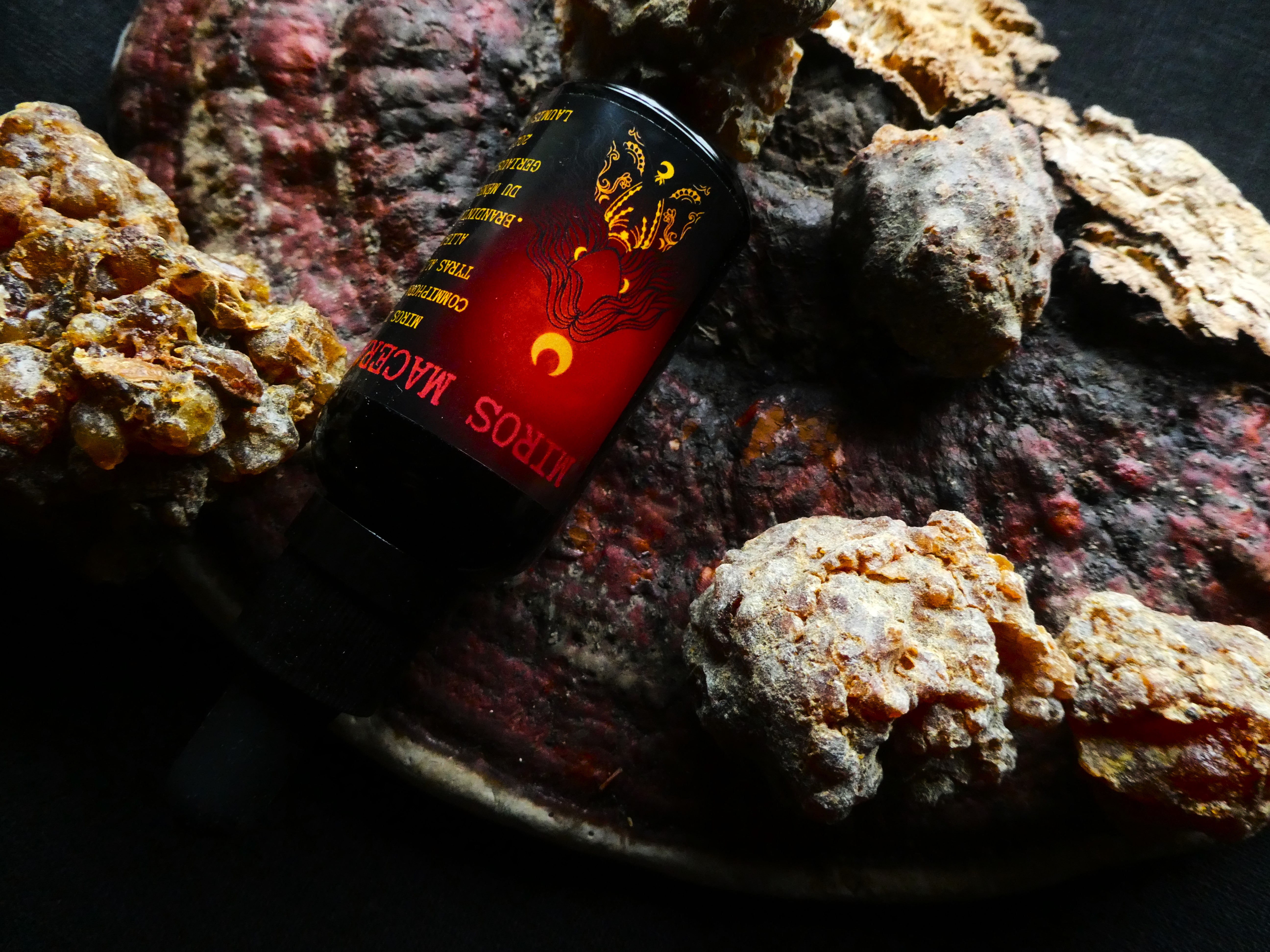 MIROS DERVOS MACERATAS/ Kūno Kvepalai