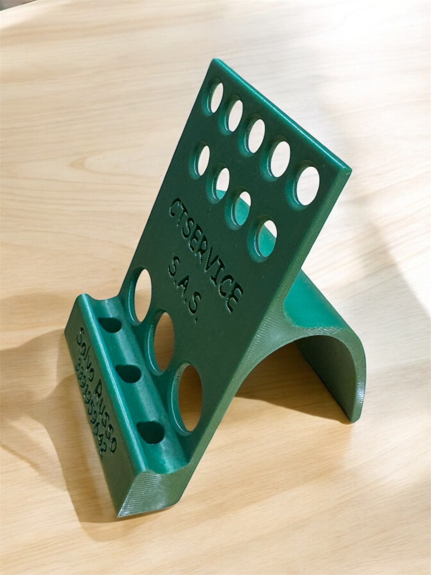 Portacellulare con i dati aziendali