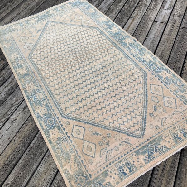 4x7 Faded Blue Rug