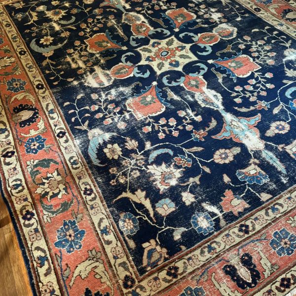 9x12 Distressed Persian Design