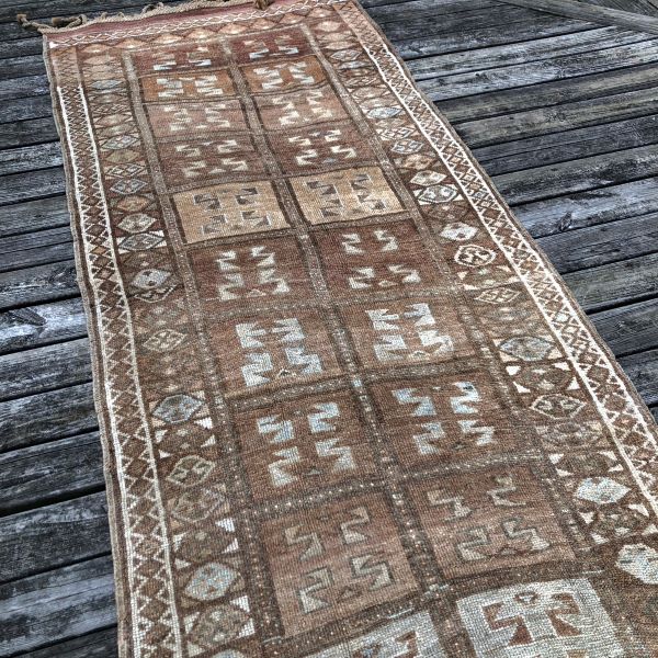4x13 Brown Vintage Runner