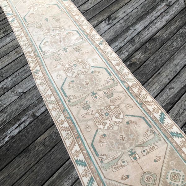 3x10 Beige Vintage Runner 