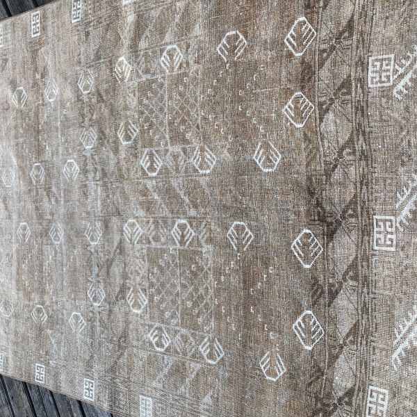 5x6 Neutral Turkoman Rug 