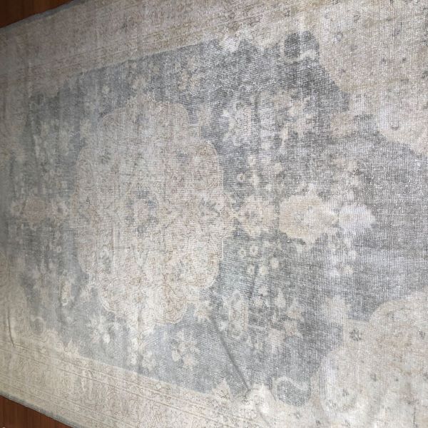 7x11 Gray Gördes Rug