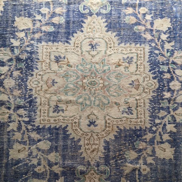 7x10 Blue Gördes Rug
