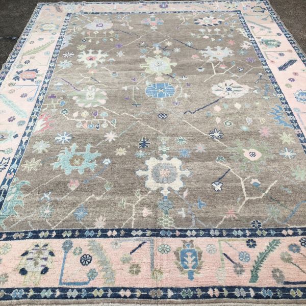 9x12 Beige Oushak Rug