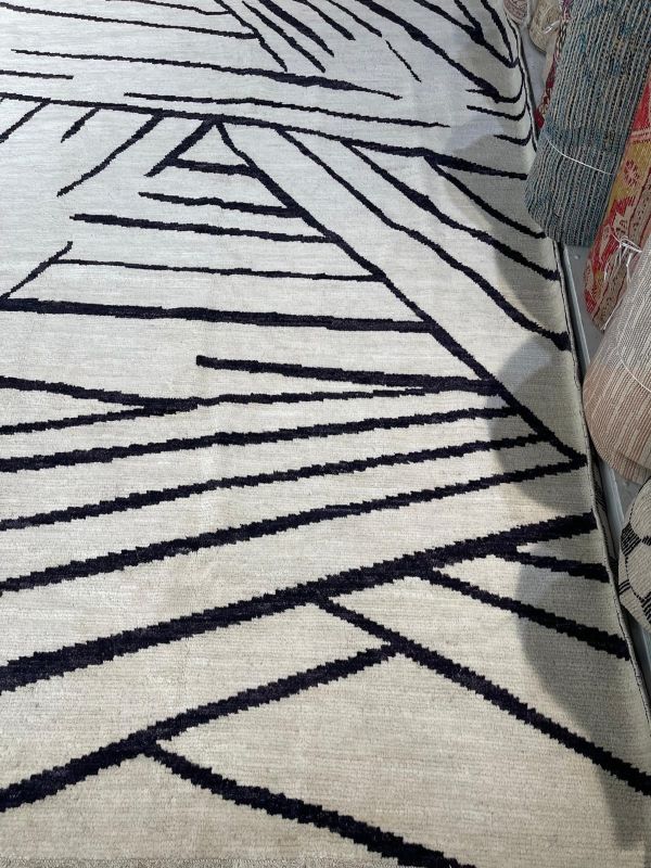8x10 Abstract Modern Rug