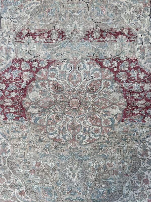 5x7 Faded Sivas Rug