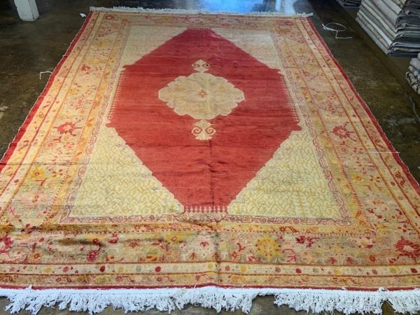 9x13 Antique Kula Rug 