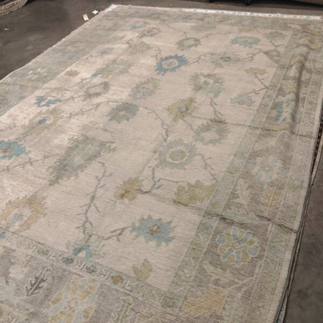 10x14 Ivory Oushak Rug